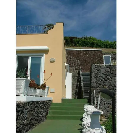 아파트 Cretaio Sleeps 4 Pool 이스키아