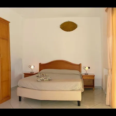Cretaio Sleeps 4 Pool *